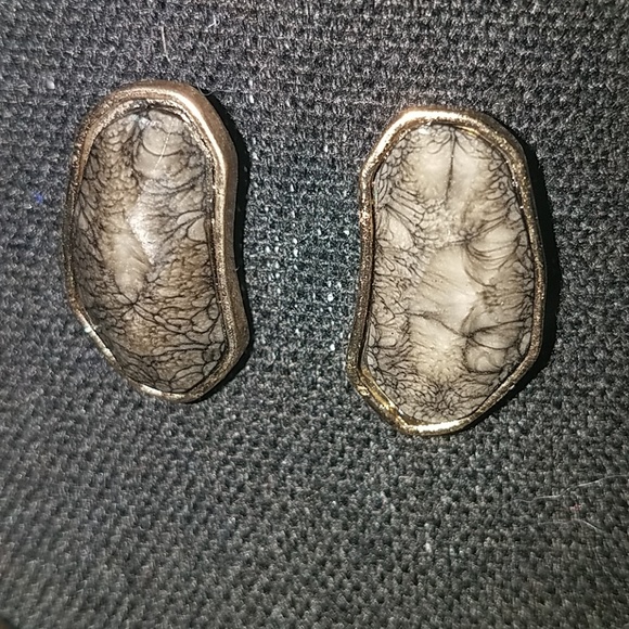 Necklace and earrings set - Picture 3 of 8